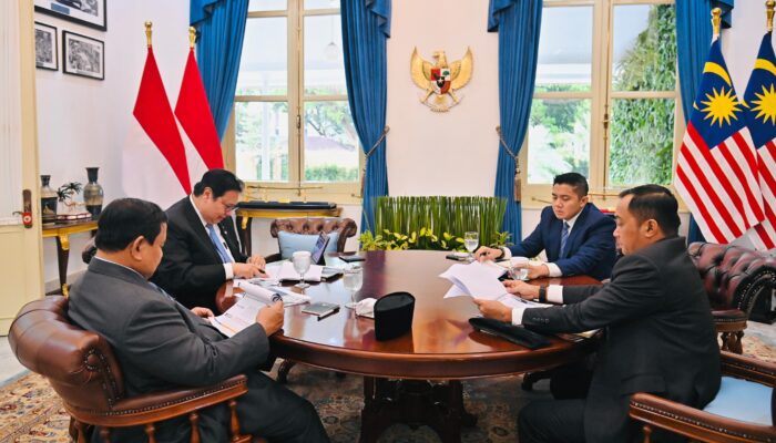 Strategi Ekonomi Kabinet Merah Putih: Prabowo-Airlangga Susun Jurus Hadapi Tantangan Global