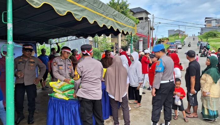 Warga Serbu Gerakan Pangan Murah Polsek Sungai Pinang, 2 Ton Beras Ludes Terjual