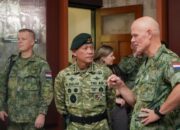 Pangkostrad menerima kunjungan kehormatan Panglima Angkatan Darat Belanda