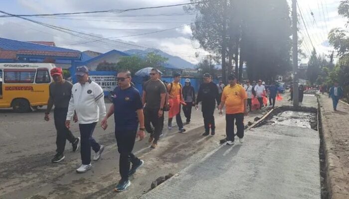 Gerak Jalan Santai Kapolres Tanah Karo Bersama Forkopimda